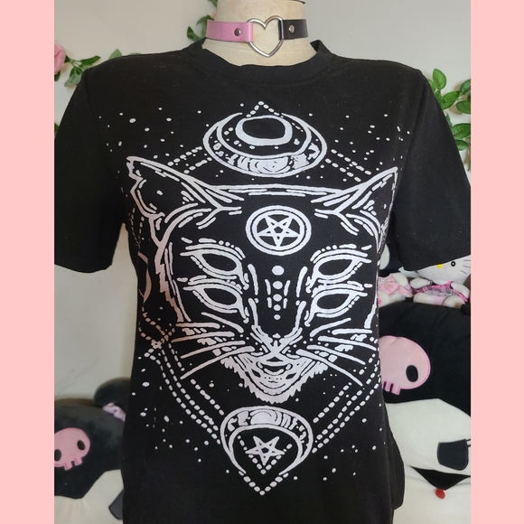 Goth Cat Tshirt - Picture 2 of 2
